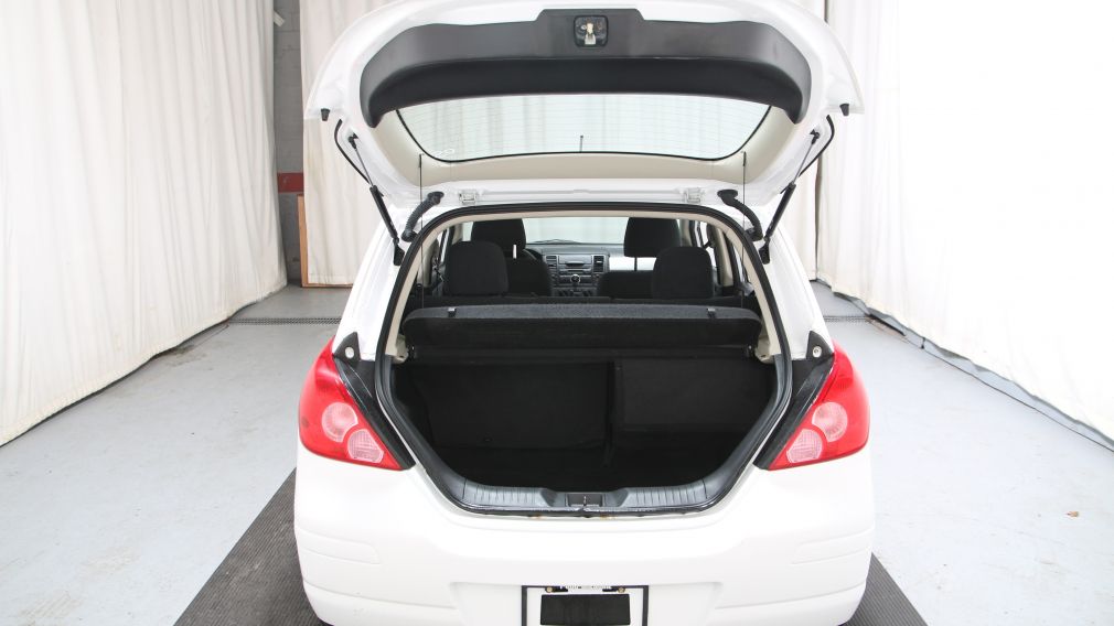 2012 Nissan Versa 1.8 SL #21