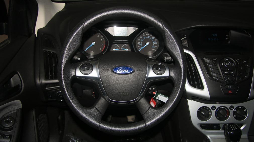 2012 Ford Focus SE A/C GR ELECT MAGS #14