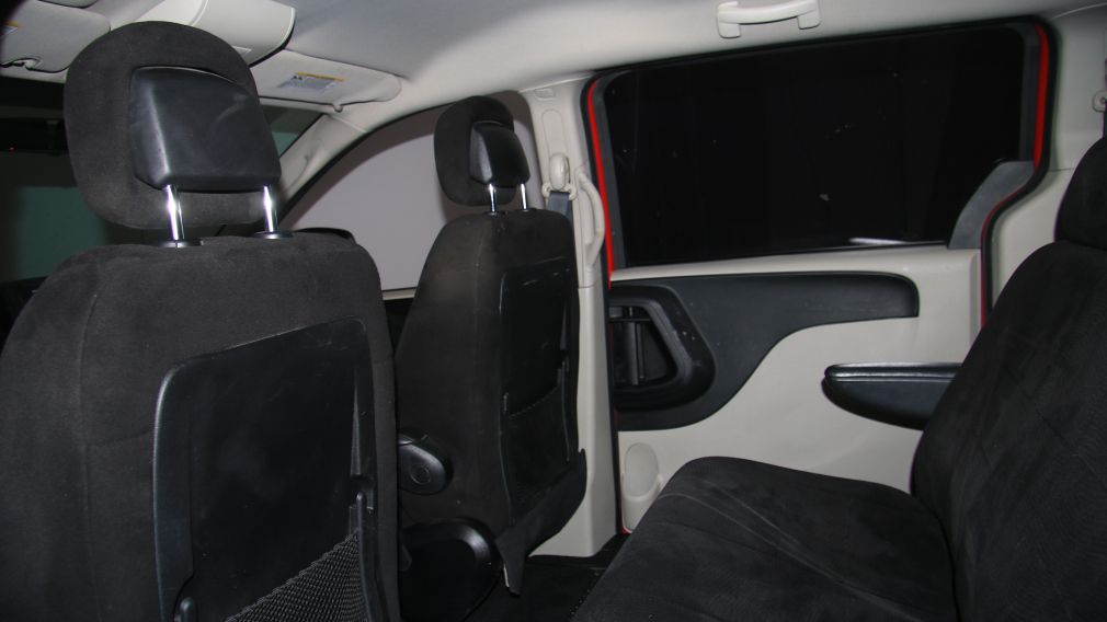 2012 Dodge GR Caravan SE A/C GR ELECT #16