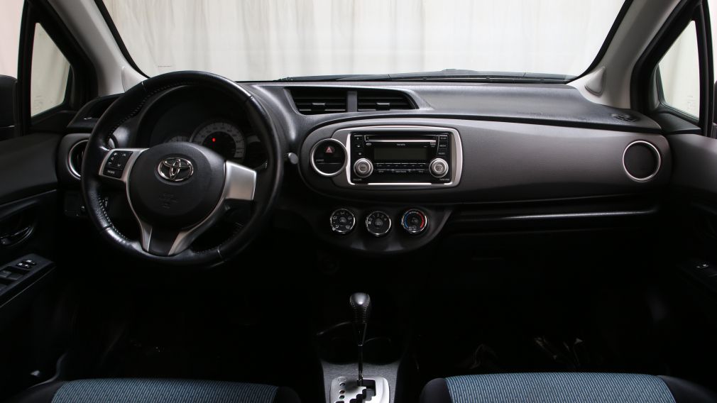 2012 Toyota Yaris SE #9