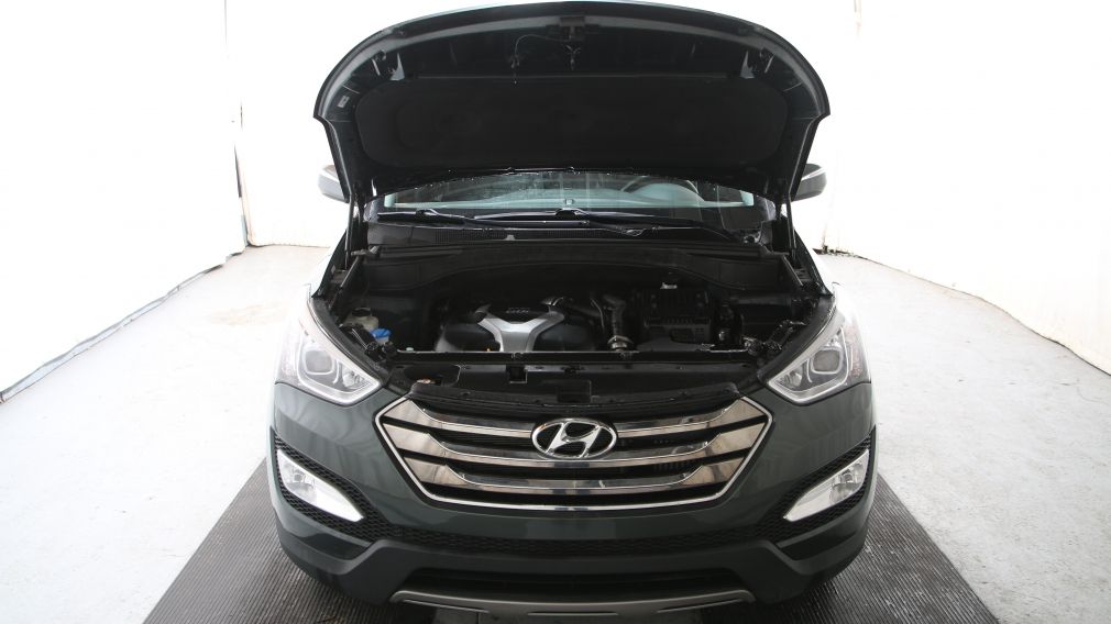 2013 Hyundai Santa Fe SE #24