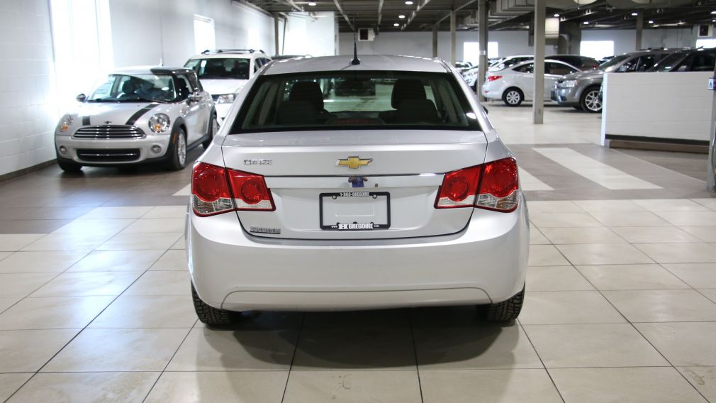 2011 Chevrolet Cruze LS #4