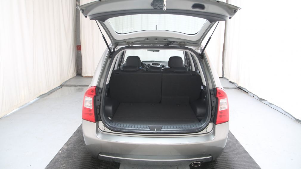 2011 Kia Rondo EX #22