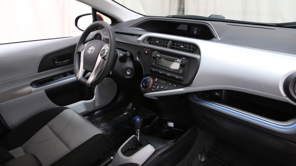 2012 Toyota Prius AUTO A/C GR ELECT BLUETOOTH #16