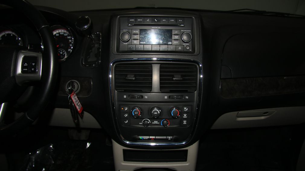 2011 Dodge GR Caravan SXT #15