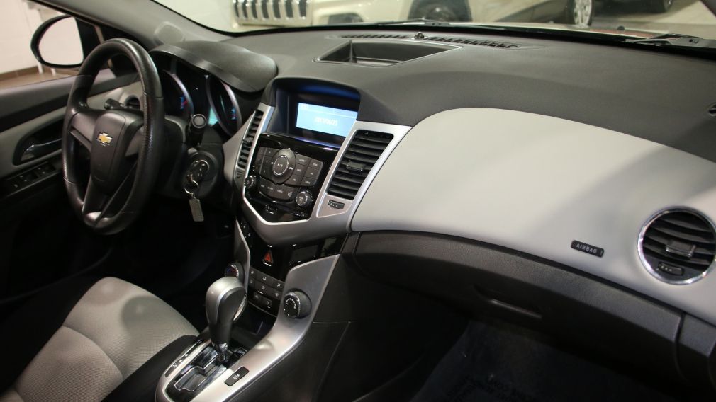 2013 Chevrolet Cruze LS AUTO A/C #20