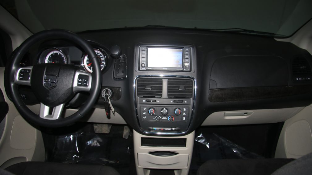 2013 Dodge GR Caravan SXT #13