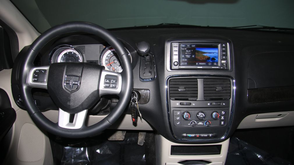 2013 Dodge GR Caravan SXT #13