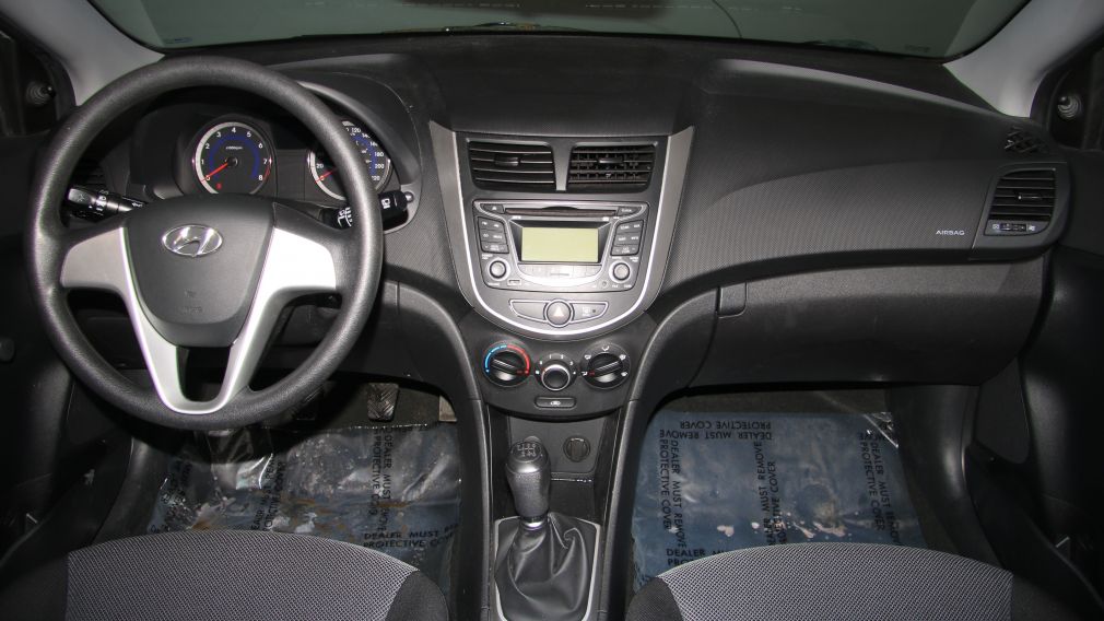 2012 Hyundai Accent L #5