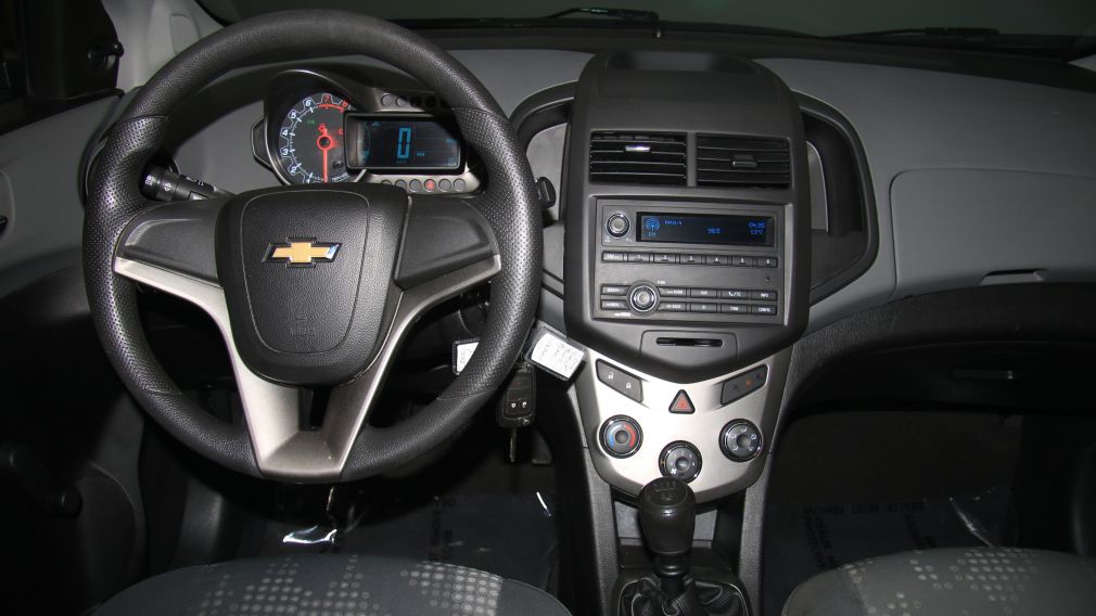 2012 Chevrolet Sonic LS MAGS #9