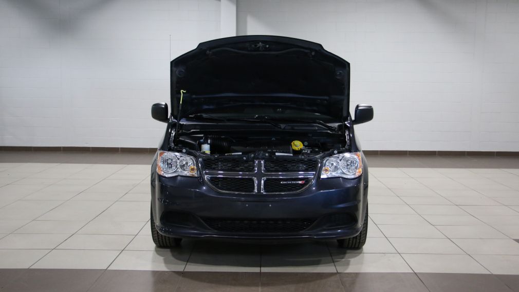 2013 Dodge GR Caravan SXT A/C MAGS #28