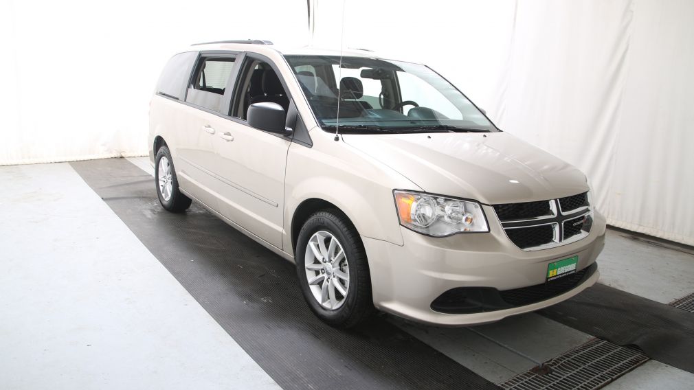 2016 Dodge GR Caravan SXT #0