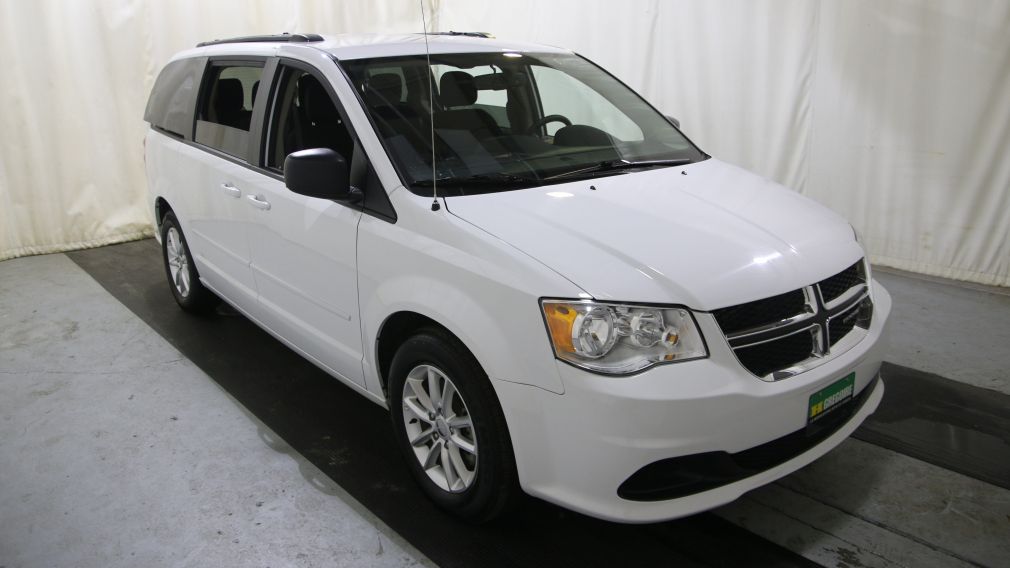 2016 Dodge GR Caravan SXT #0