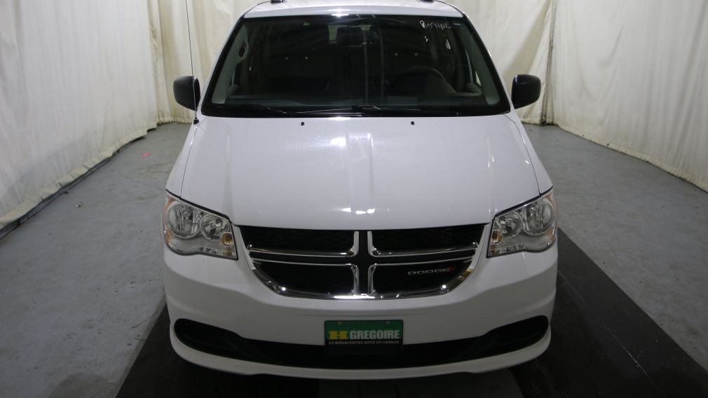 2016 Dodge GR Caravan SXT #1