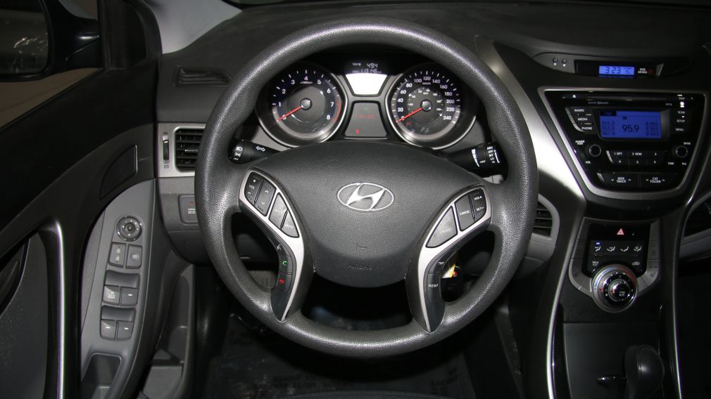 2013 Hyundai Elantra L #16