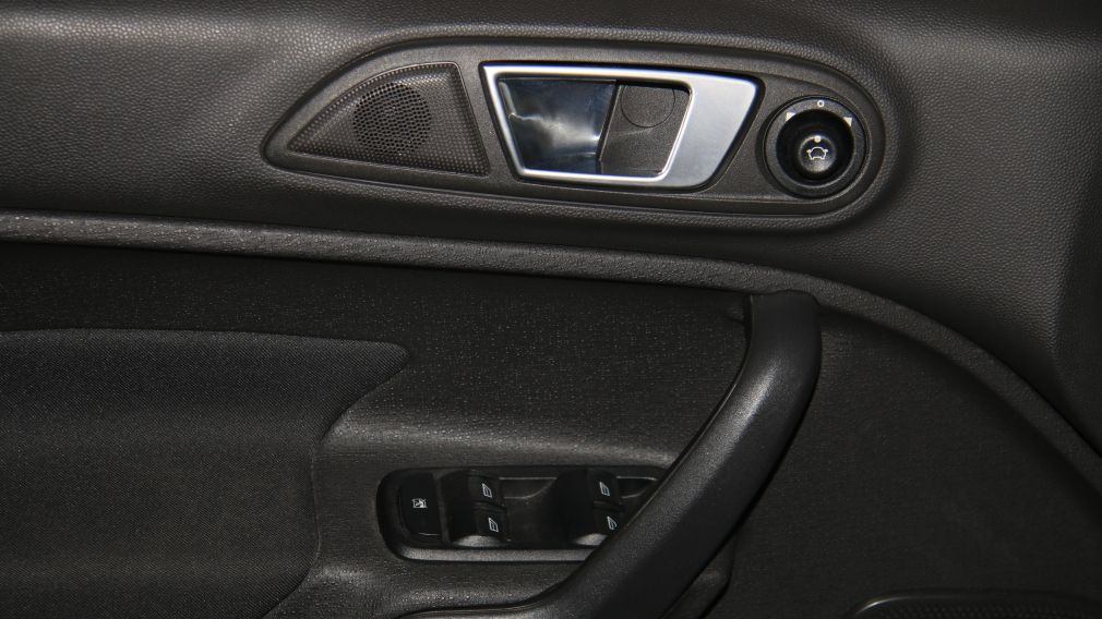 2014 Ford Fiesta SE A/C GR ELECT #11