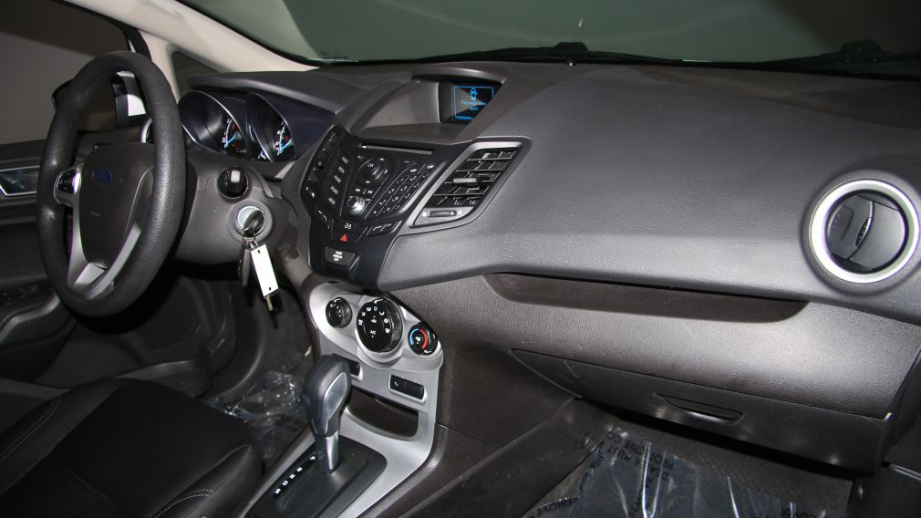 2014 Ford Fiesta SE A/C GR ELECT #20
