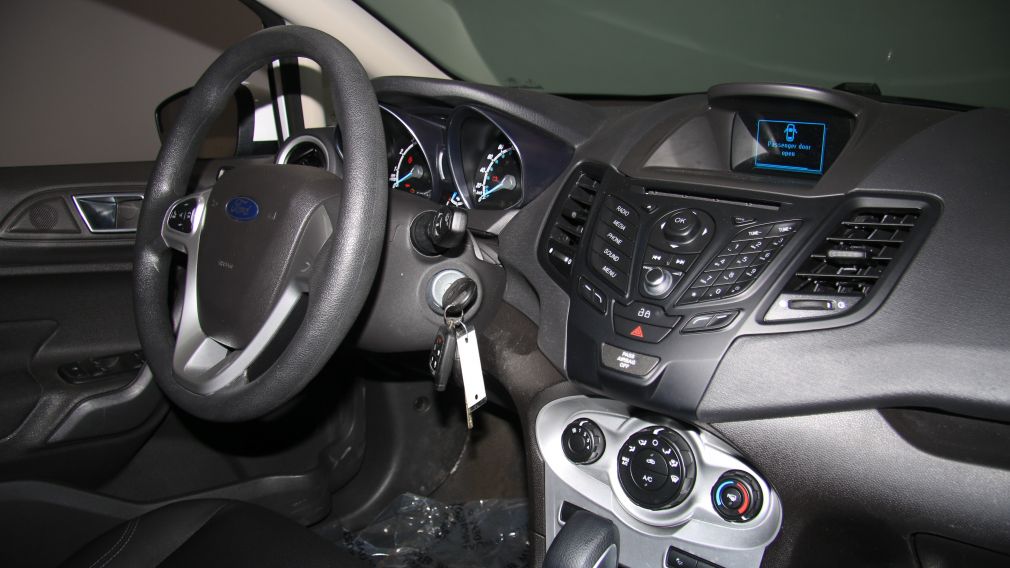 2014 Ford Fiesta SE A/C GR ELECT #21