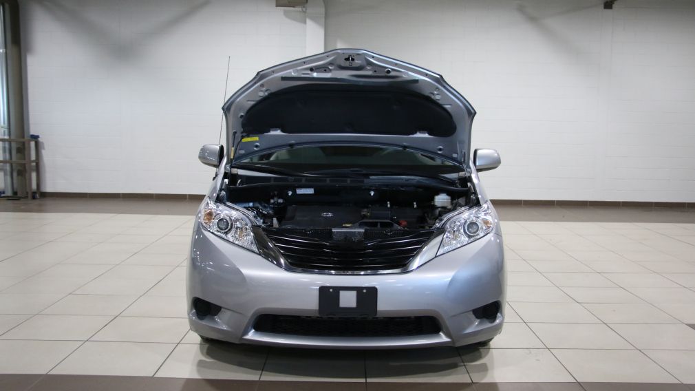 2013 Toyota Sienna V6 AUTO A/C GR ELECT MAGS #22