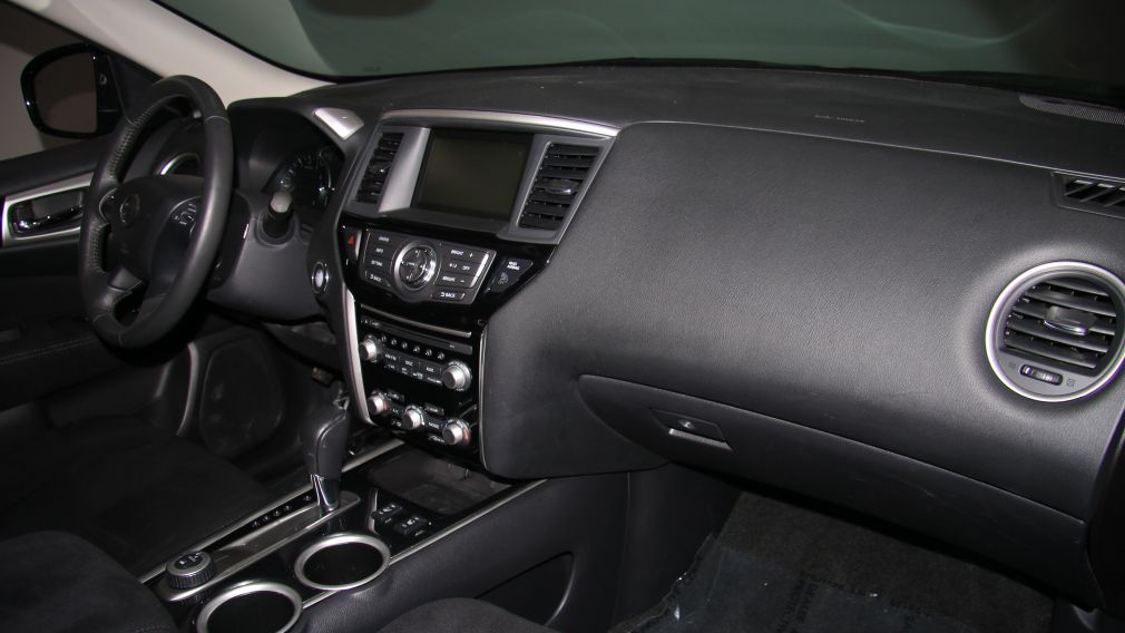 2015 Nissan Pathfinder SV AWD 7 PASSAGERS #26