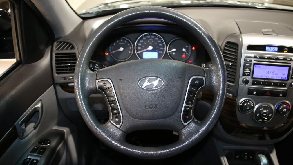 2011 Hyundai Santa Fe GL #13