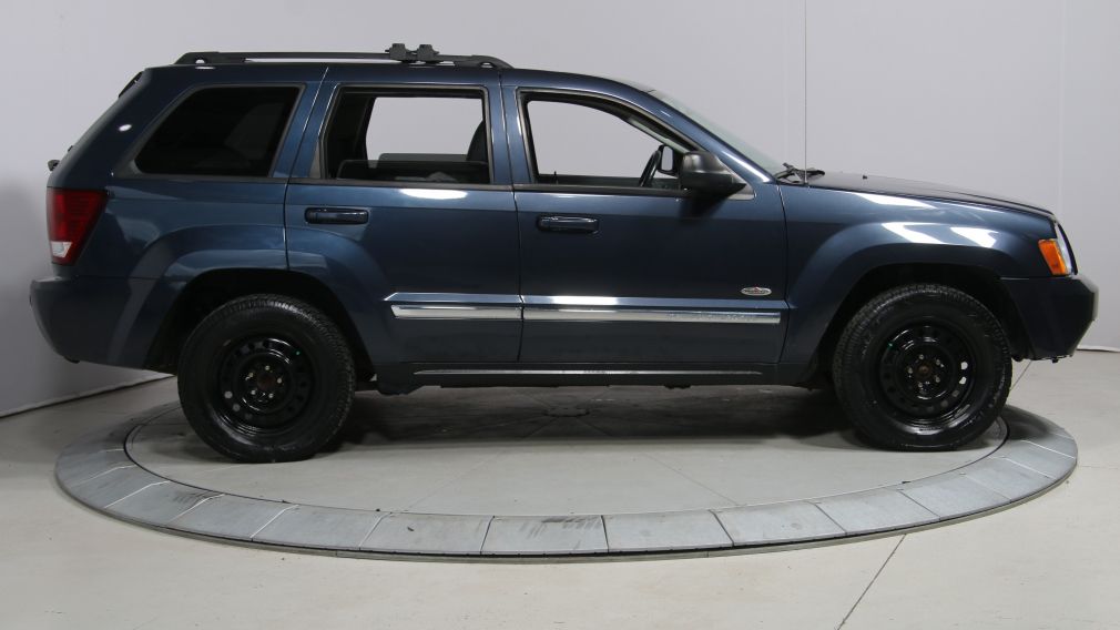 2010 Jeep Grand Cherokee Laredo #7