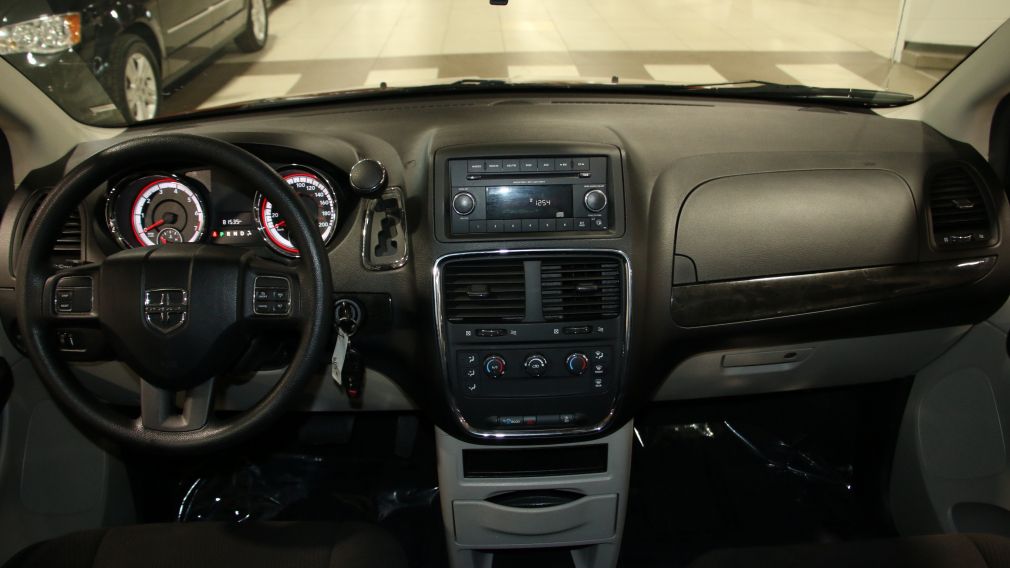 2012 Dodge GR Caravan SE #11