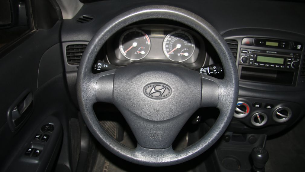 2008 Hyundai Accent GL #14