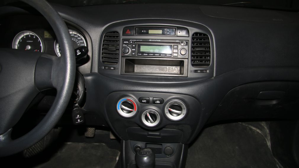 2008 Hyundai Accent GL #14