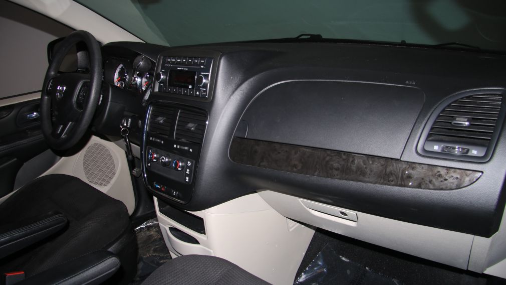 2014 Dodge Grand Caravan SE A/C GR ELECT #23