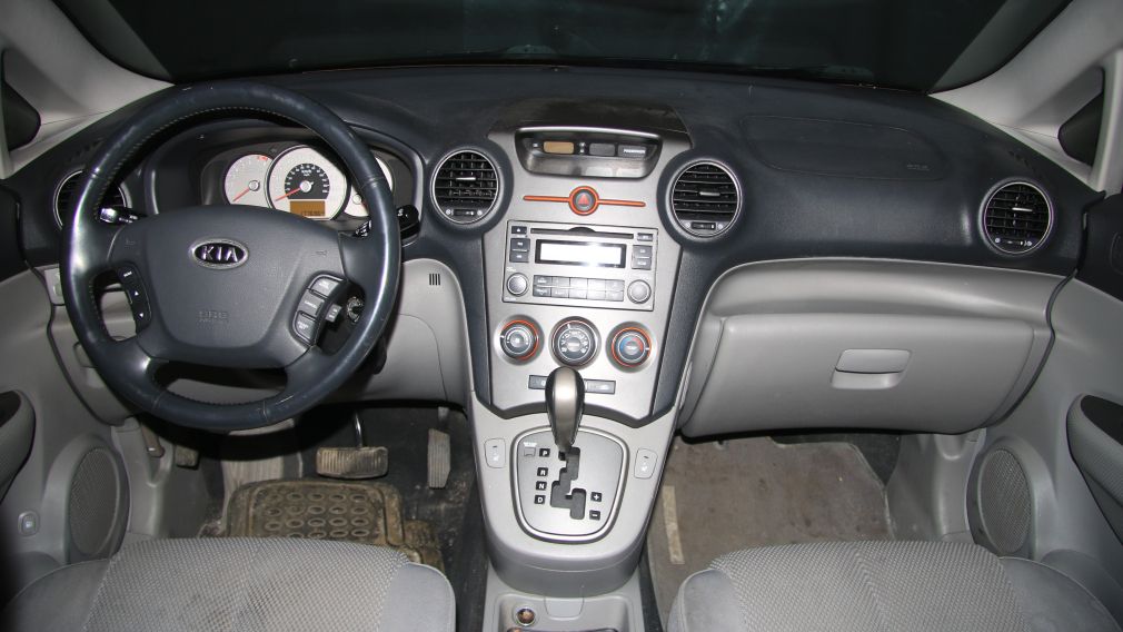 2007 Kia Rondo EX #12