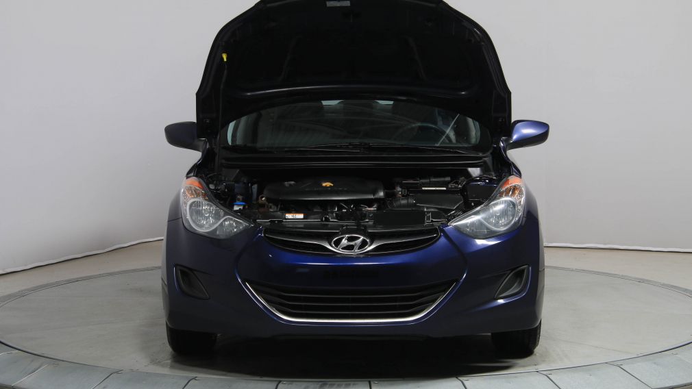 2012 Hyundai Elantra L #24