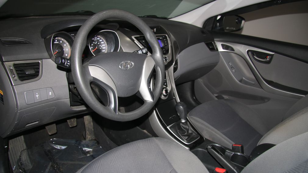 2012 Hyundai Elantra L #9