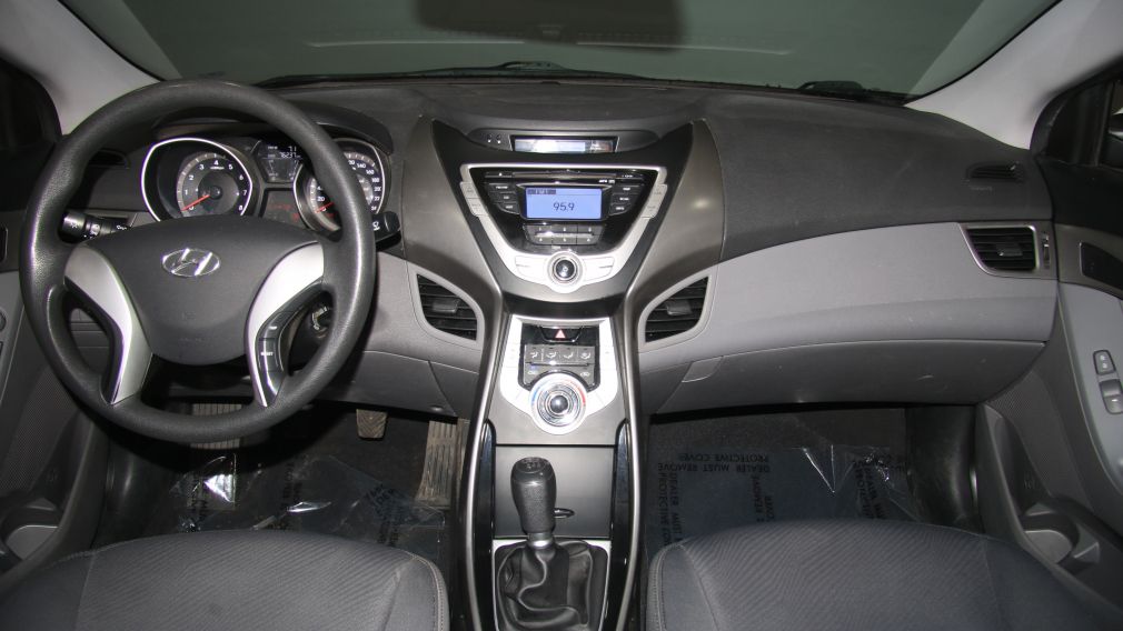 2012 Hyundai Elantra L #11