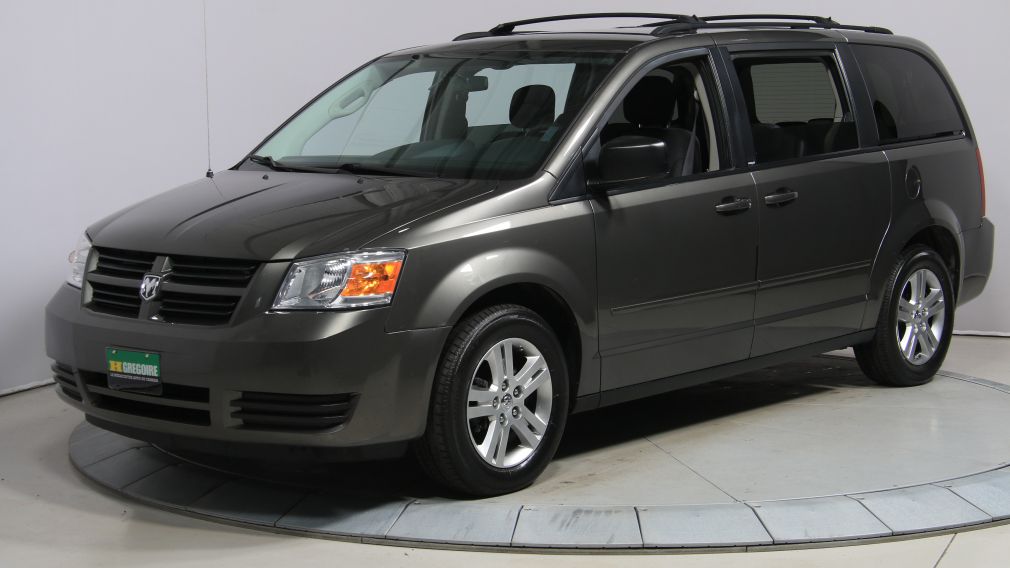 2010 Dodge GR Caravan SE #3