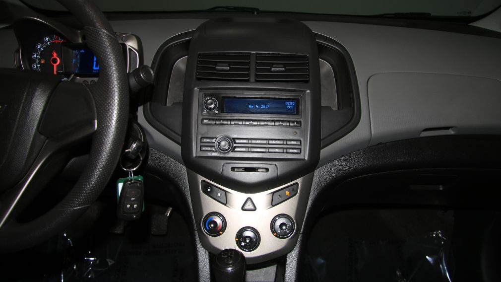 2012 Chevrolet Sonic LS #14