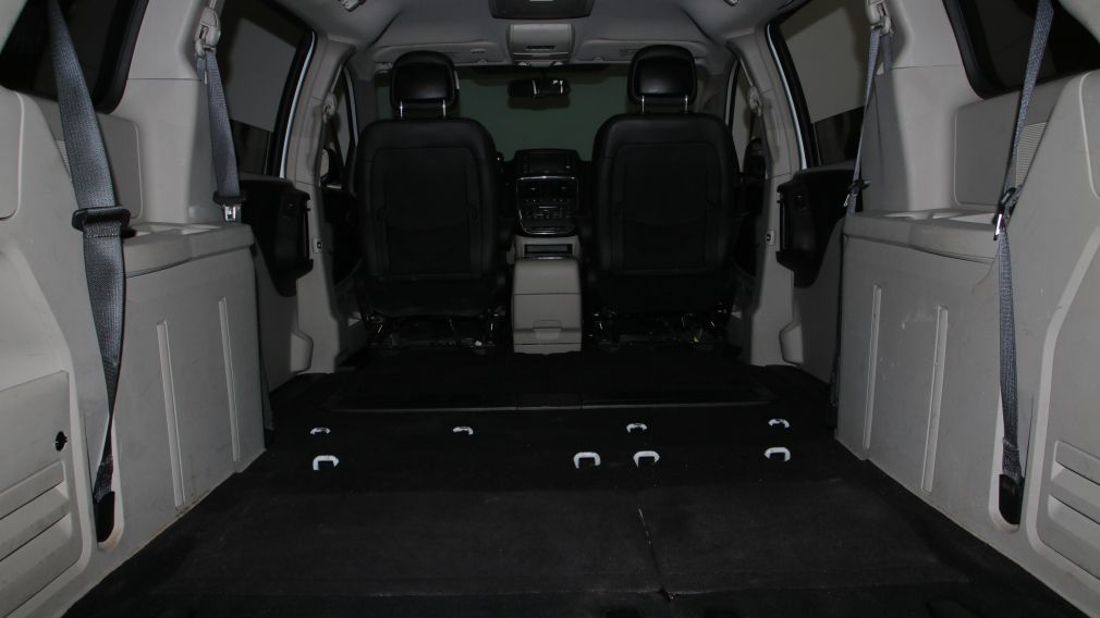 2015 Dodge GR Caravan Crew Plus #21