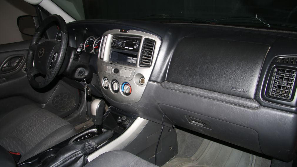 2005 Mazda Tribute GX #20