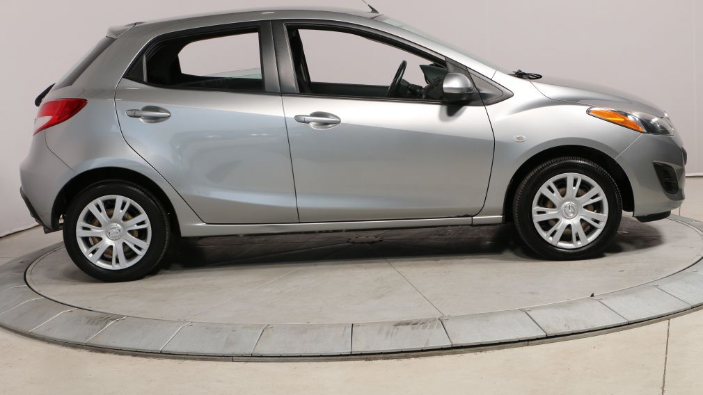 2011 Mazda 2 GX #8