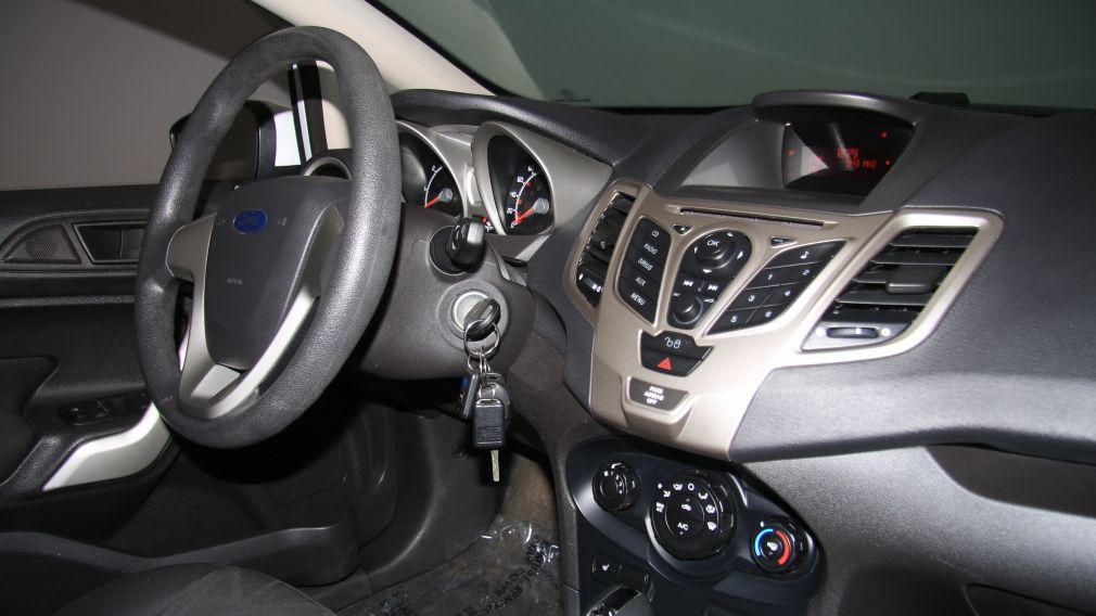 2012 Ford Fiesta SE A/C GR ELECT #22