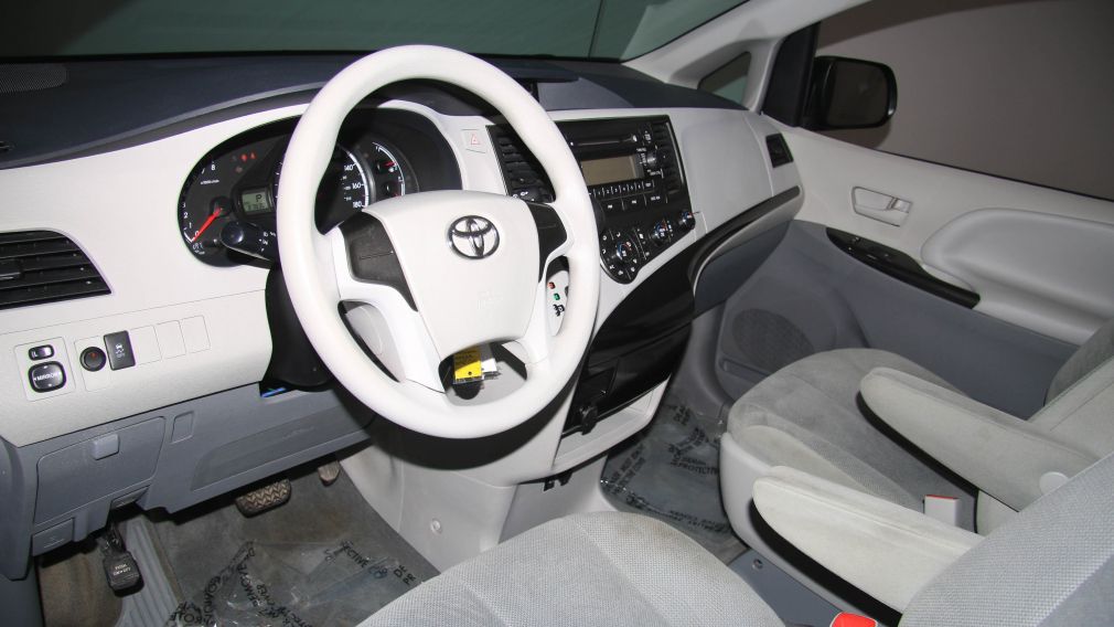 2014 Toyota Sienna AUTO A/C GR ELECT MAGS #8
