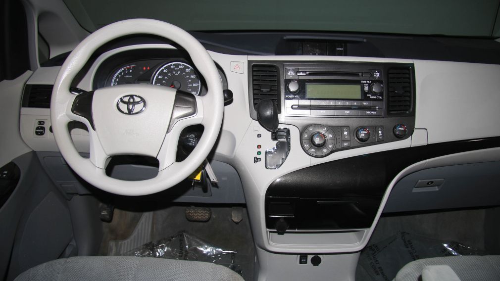 2014 Toyota Sienna AUTO A/C GR ELECT MAGS #12