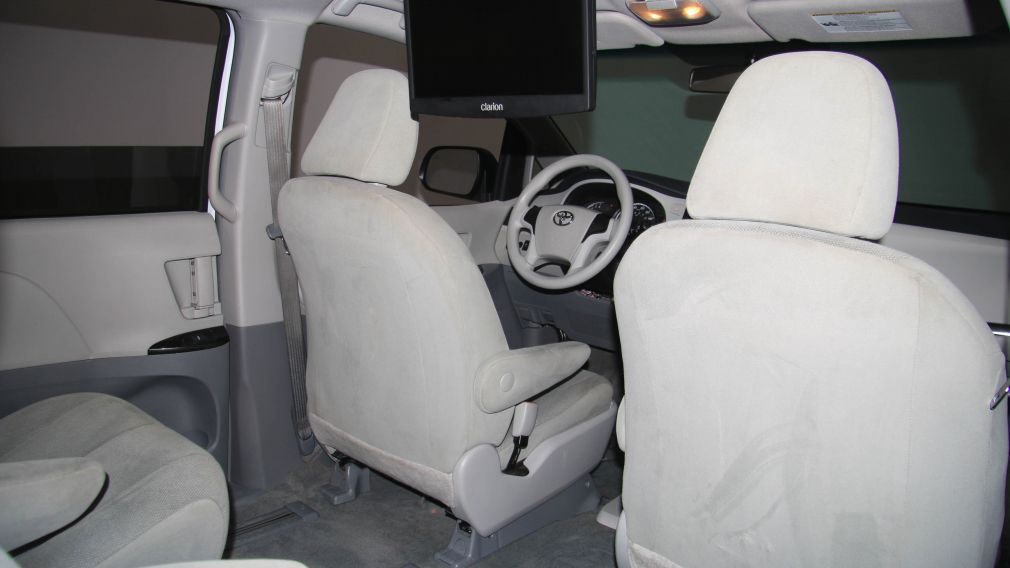 2014 Toyota Sienna AUTO A/C GR ELECT MAGS #22