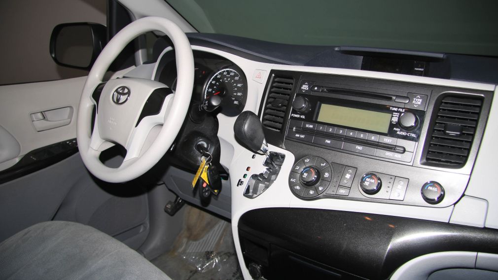 2014 Toyota Sienna AUTO A/C GR ELECT MAGS #24