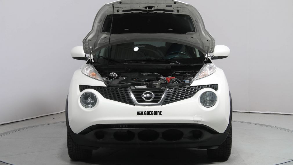 2013 Nissan Juke SV #24