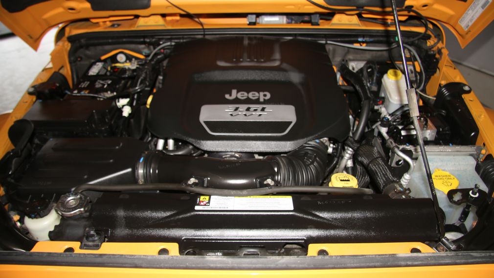 2012 Jeep Wrangler Unlimited SAHARA A/C MAGS GR ELECTRIQUE #22