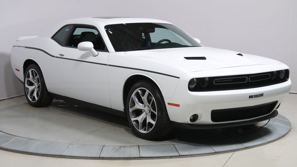 2016 Dodge Challenger SXT PLUS #0