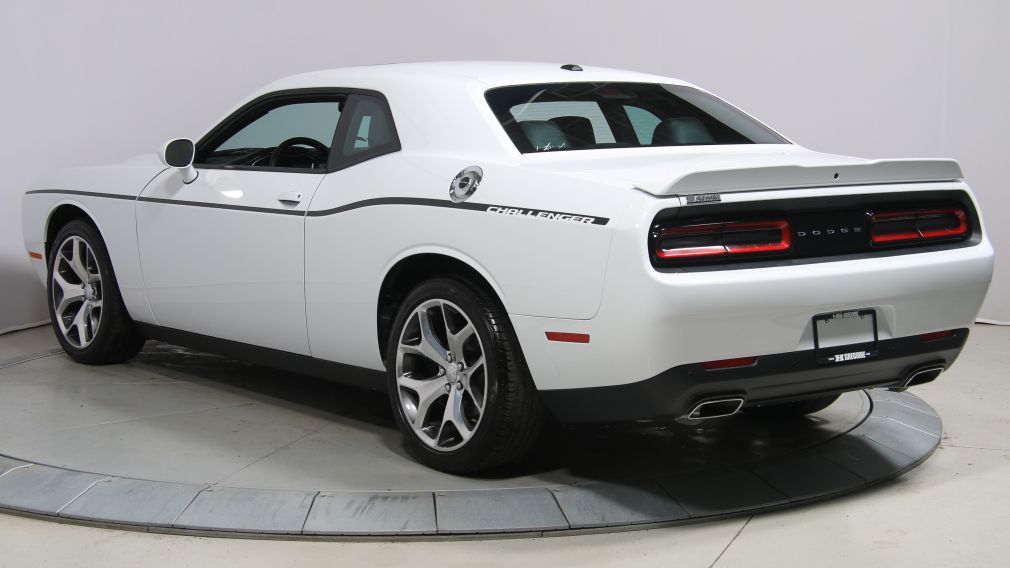 2016 Dodge Challenger SXT PLUS #5