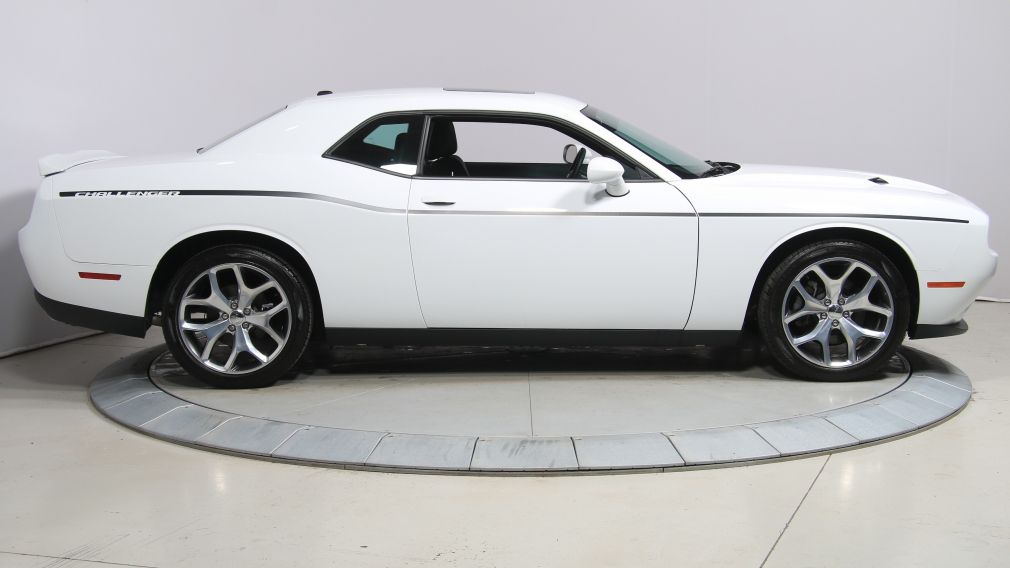 2016 Dodge Challenger SXT PLUS #8