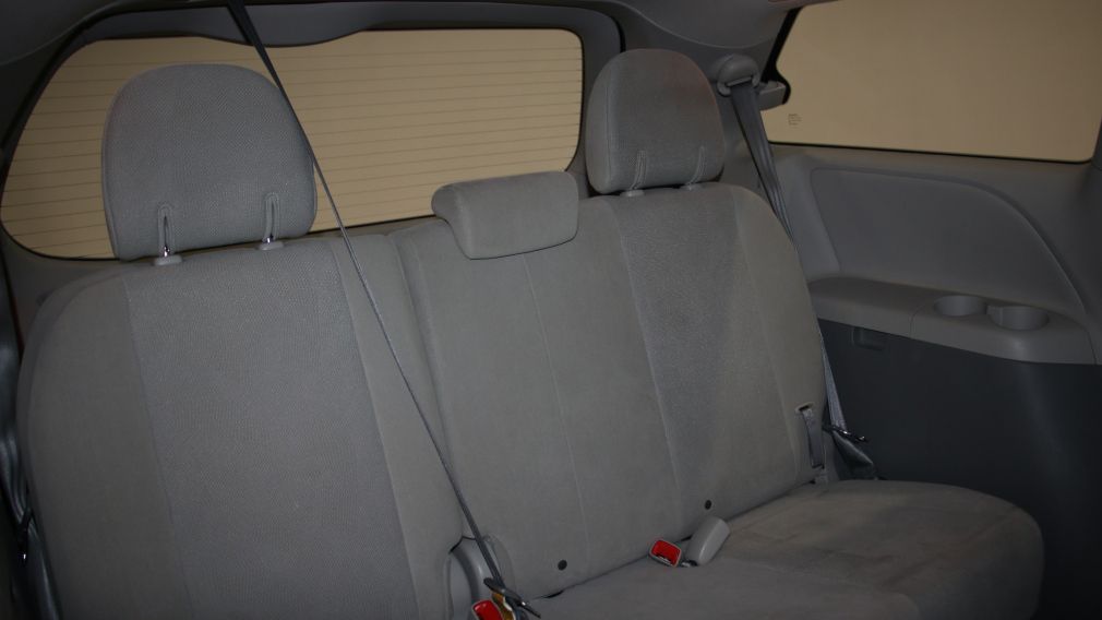 2011 Toyota Sienna V6 7 PASSAGERS #21